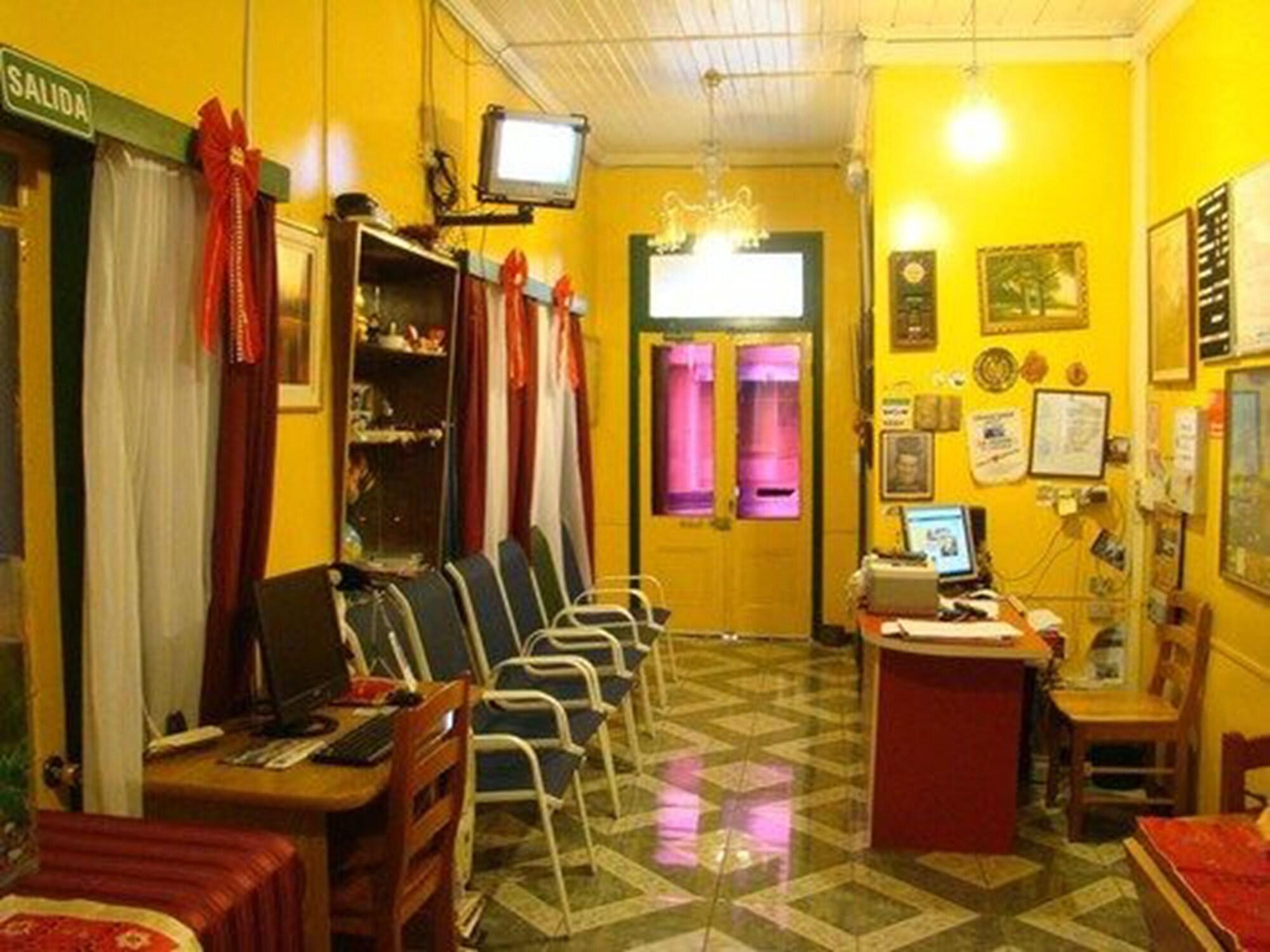 Varios Hostal El Mirador