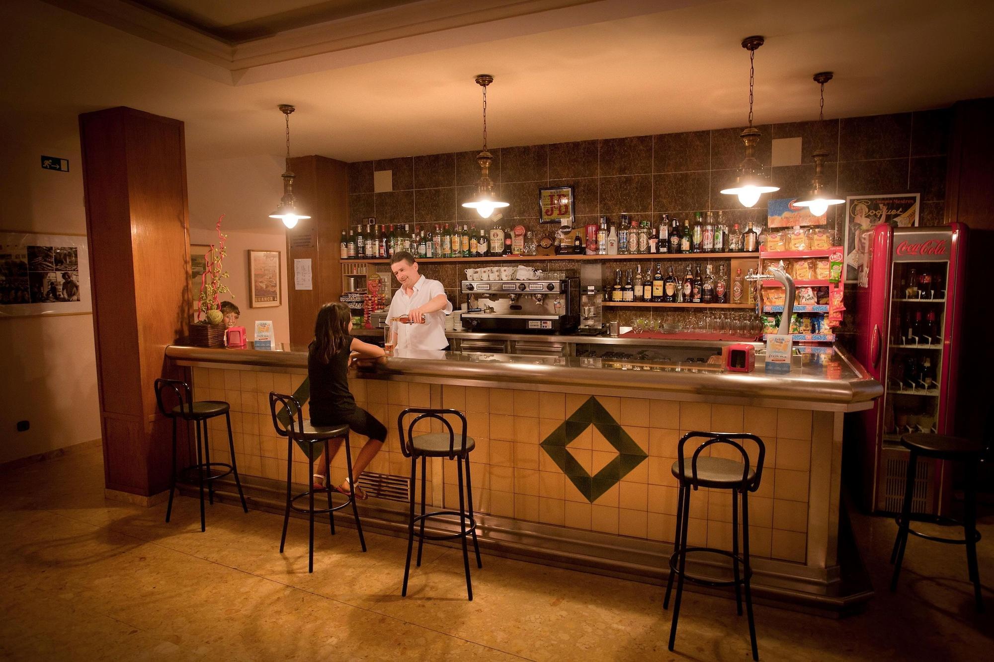 Bar/Salón Hotel Beri