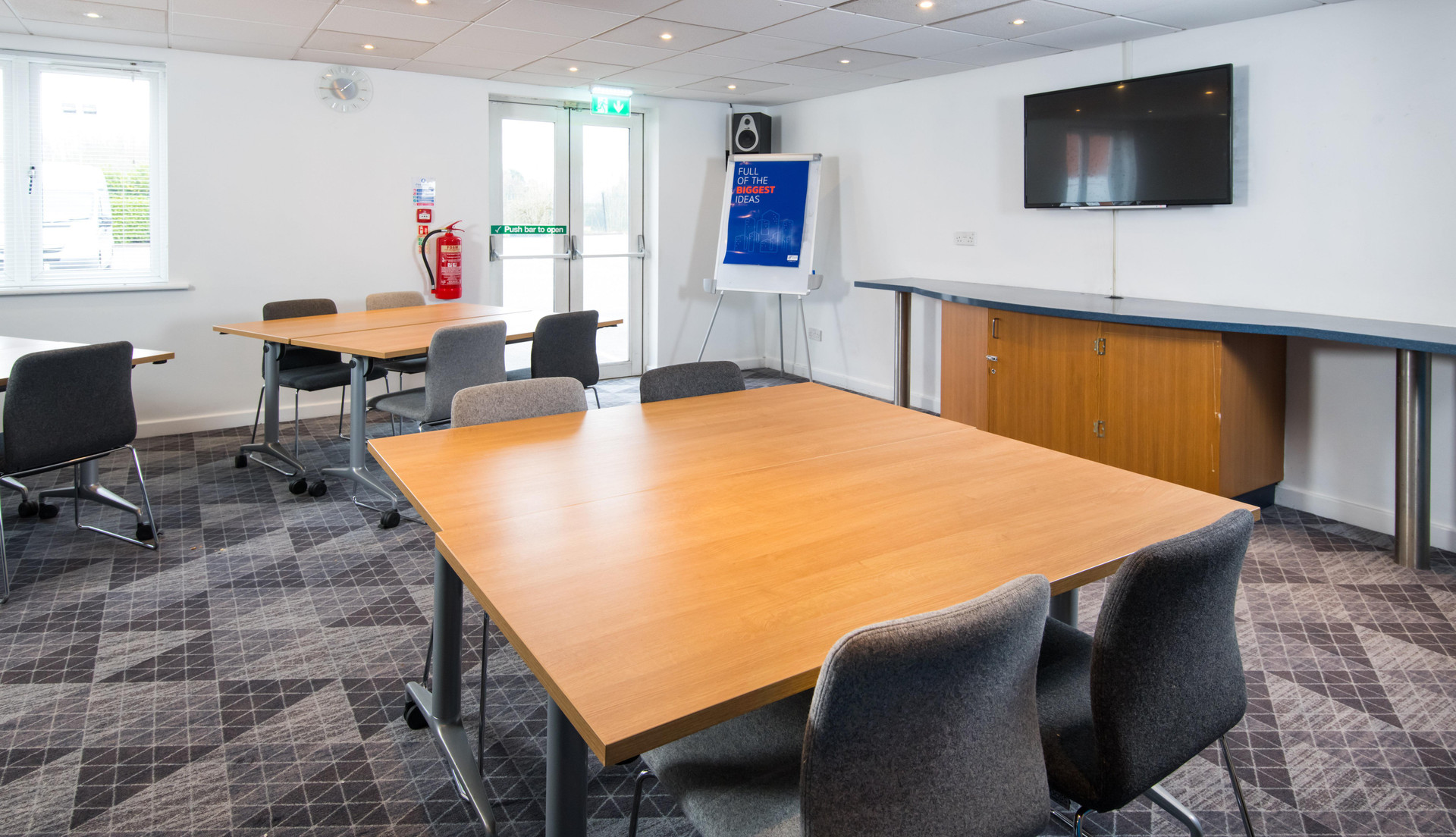 Sala de Reuniones Holiday Inn Express Manchester East by IHG
