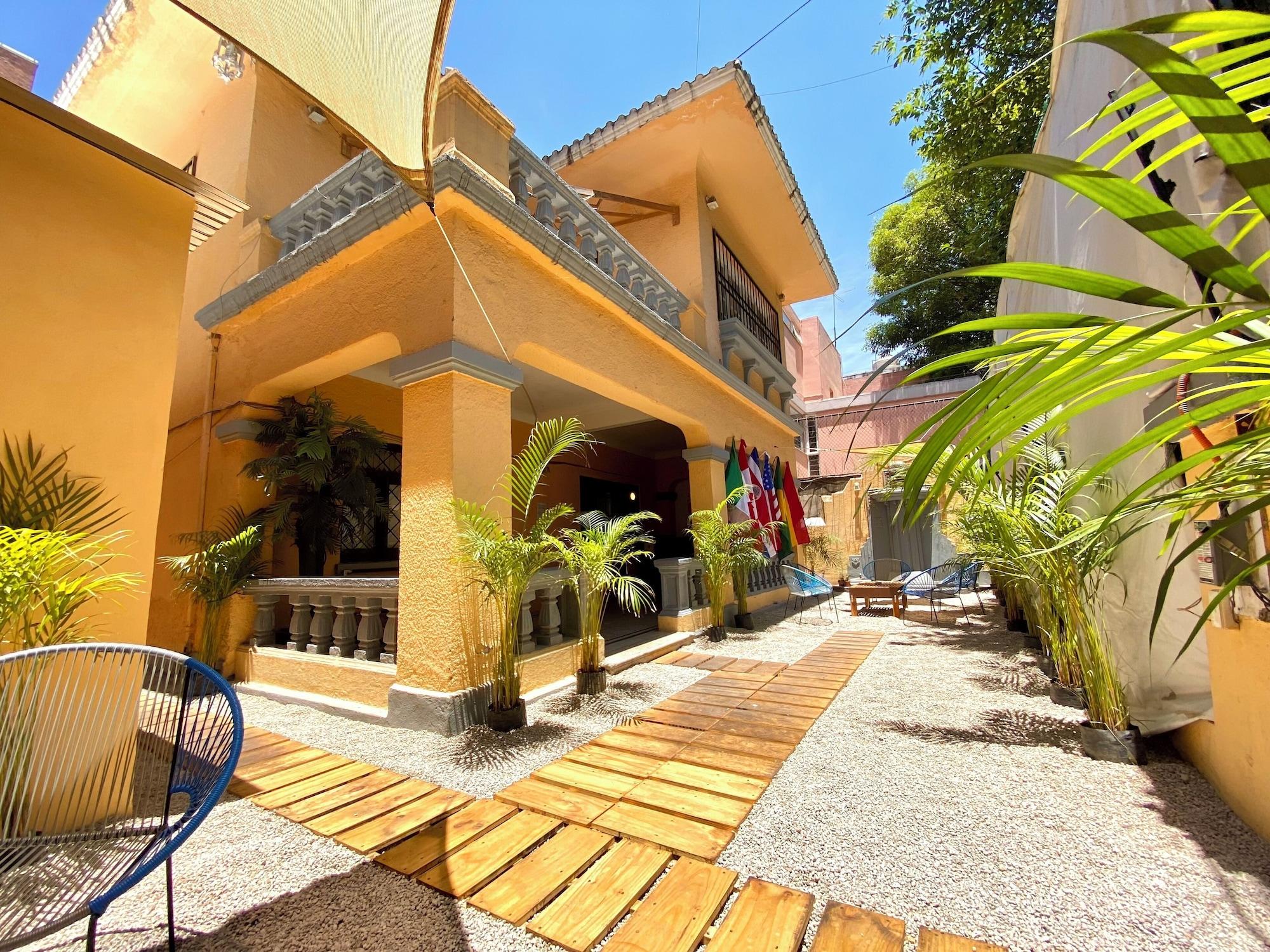 Vista Exterior RMS Hostal - Roma