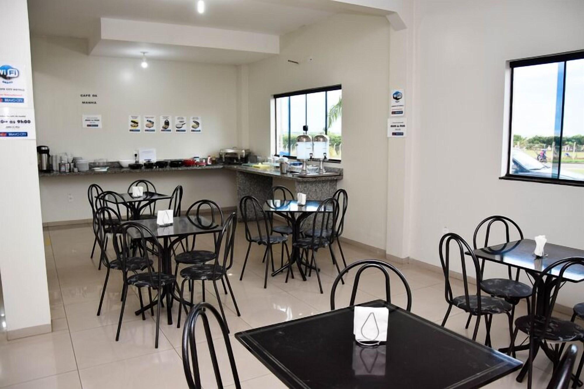 Set de Habitación Bravo City Campo Verde