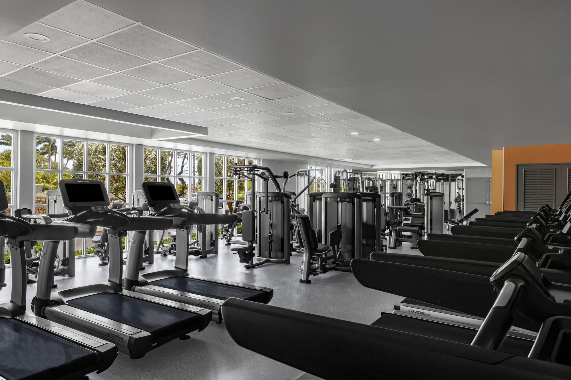 Gimnasio Marriott's Aruba Surf Club