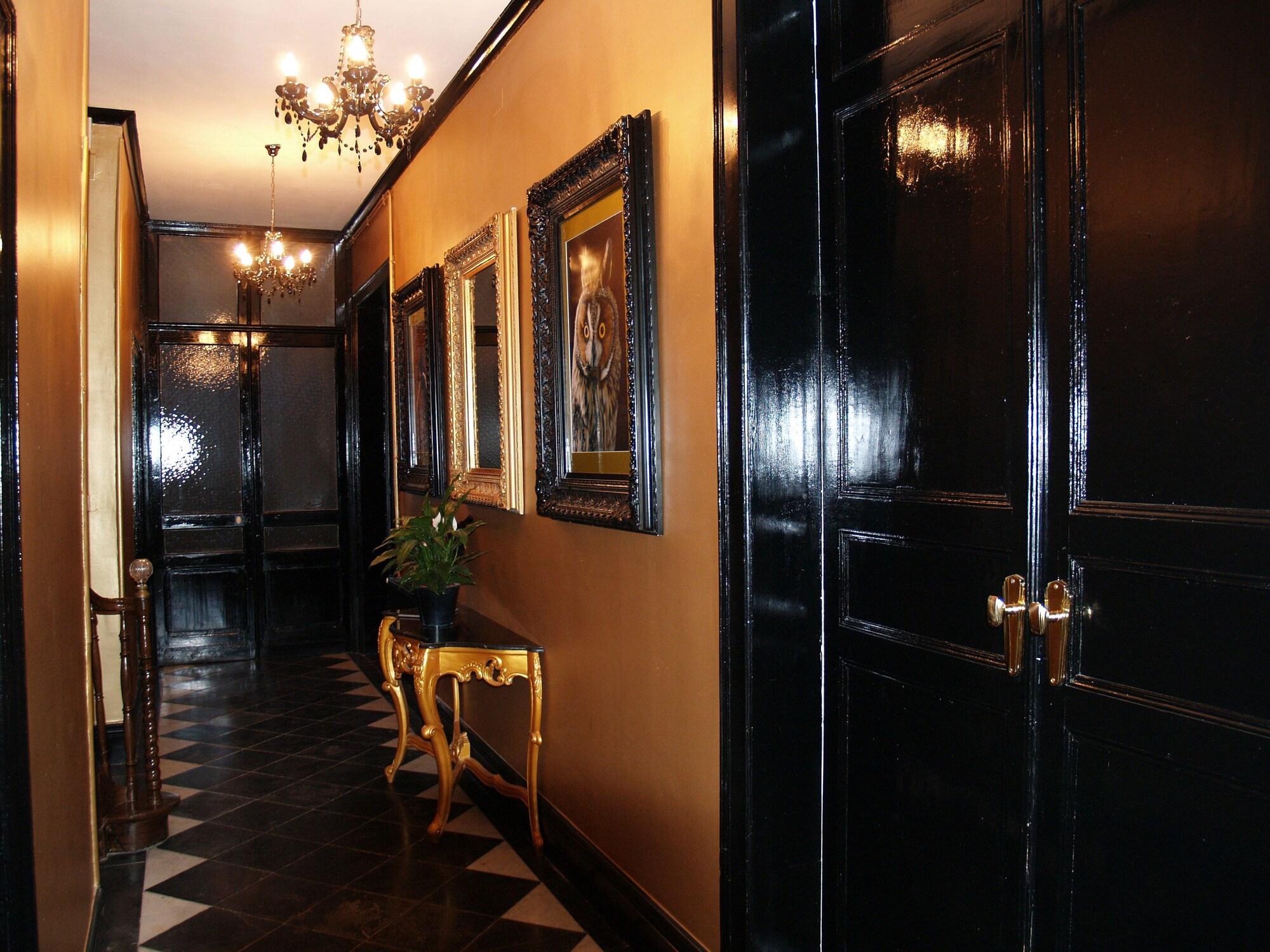 Vista Lobby Maison de Plumes