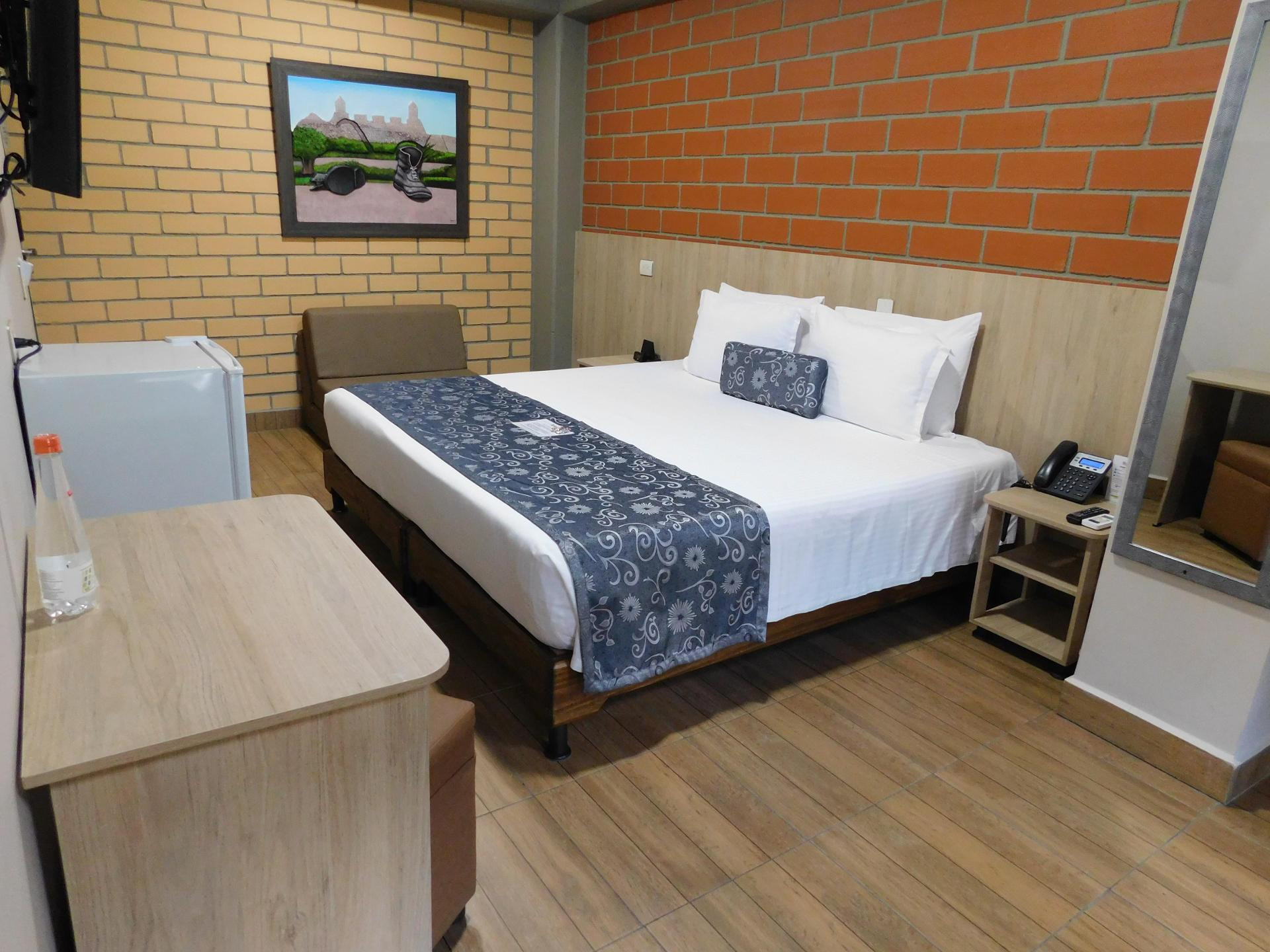 Suite Hotel Provenza Garden