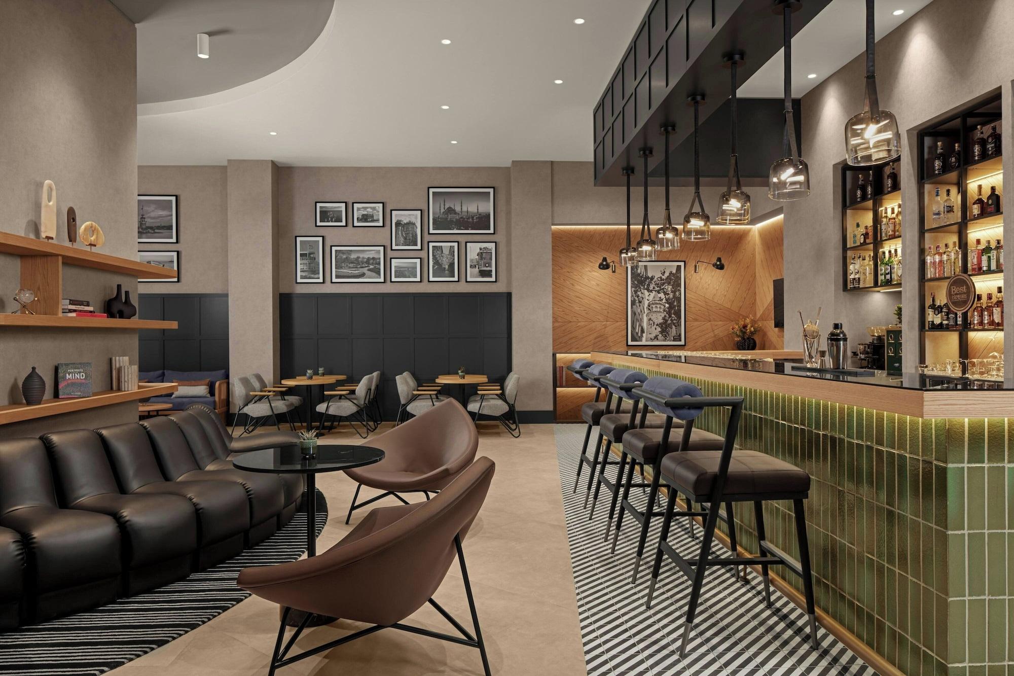 Vista Lobby Four Points By Sheraton Istanbul Pendik