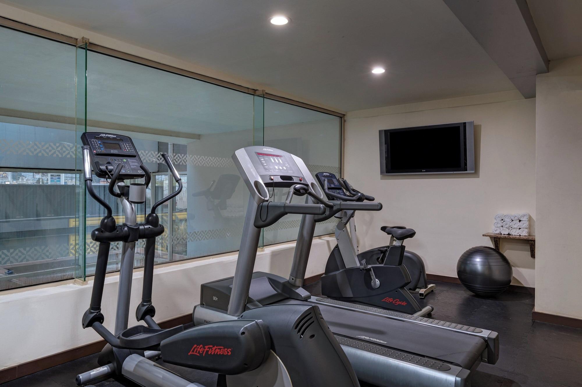Gimnasio Four Points by Sheraton Galerias Monterrey
