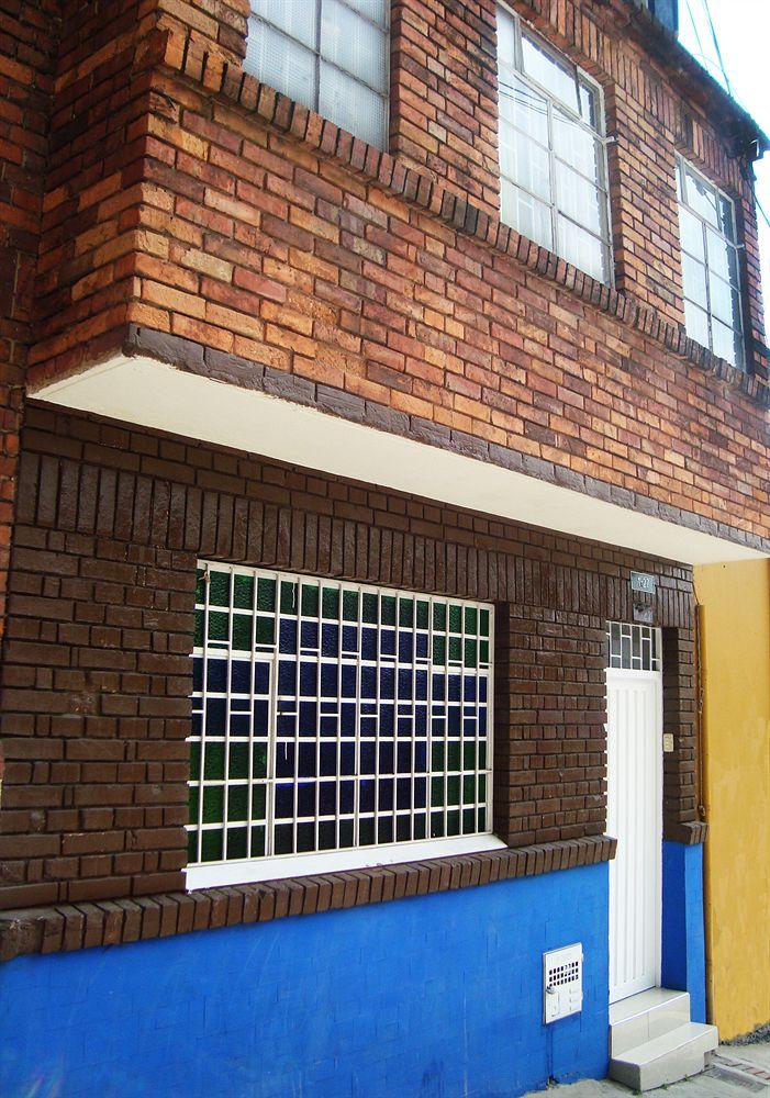 Varios Bogota Hostel Mr Warrot