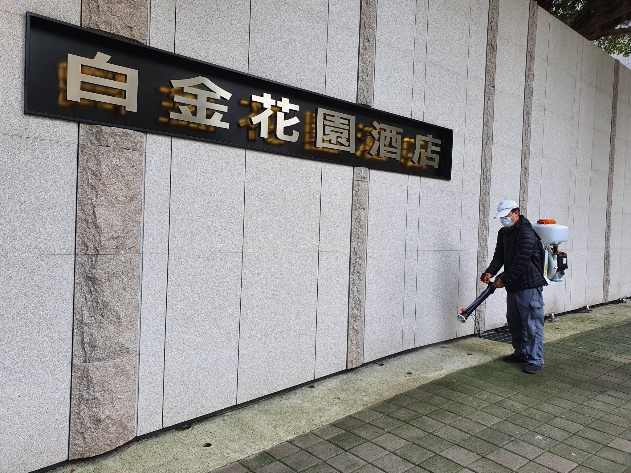 Vista Exterior Platinum Hotel