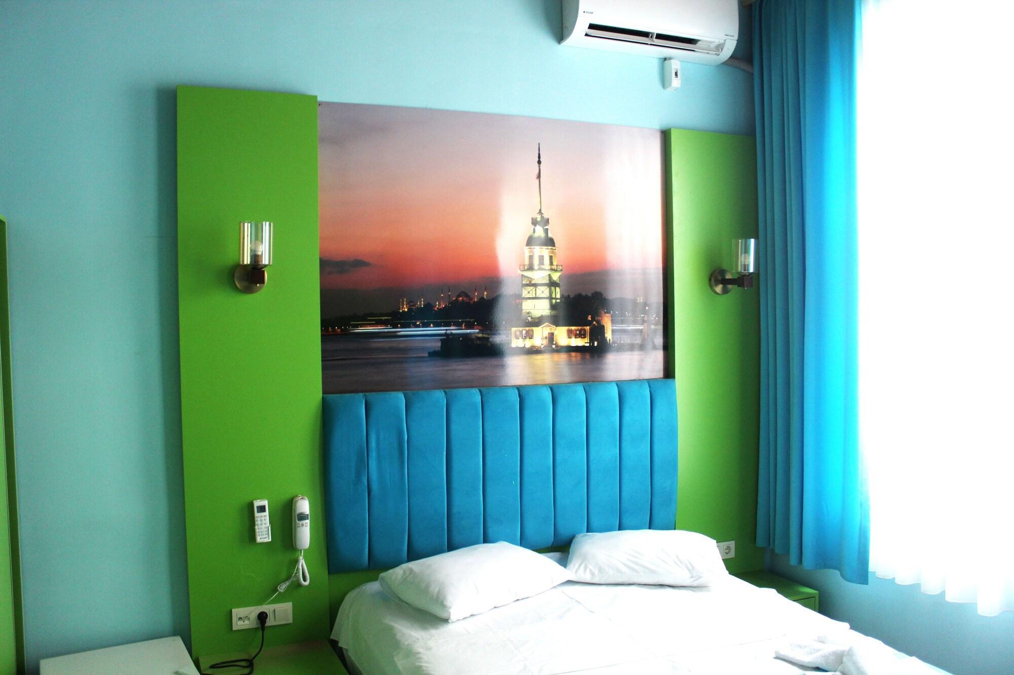 Varios Miklagord Hotel