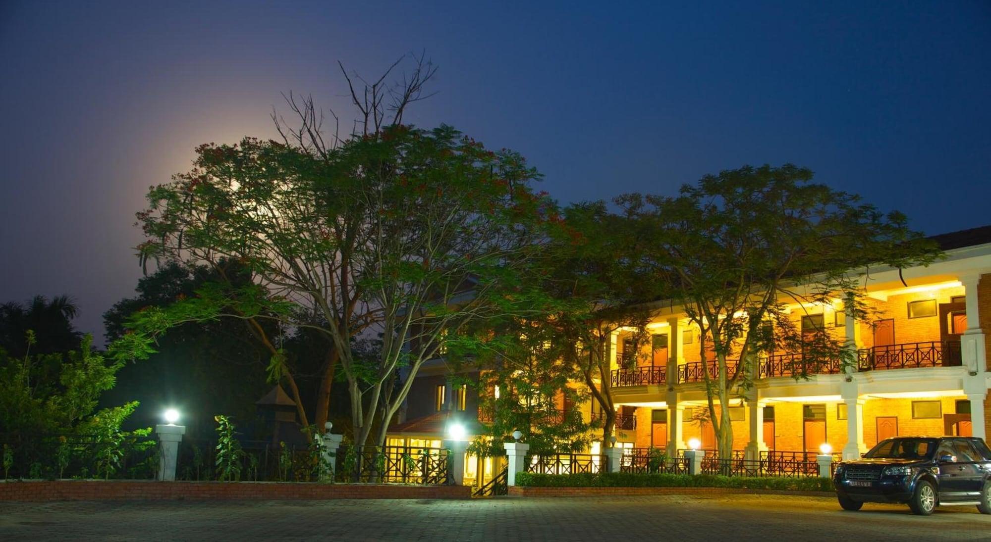 Vista Exterior Buddha Maya by KGH Group