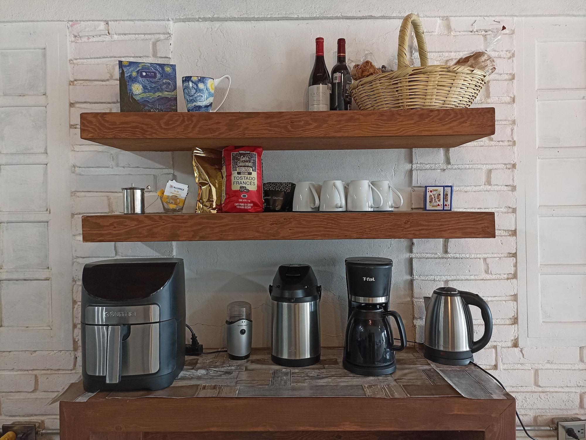 Bar/Salón Casa Ciprés