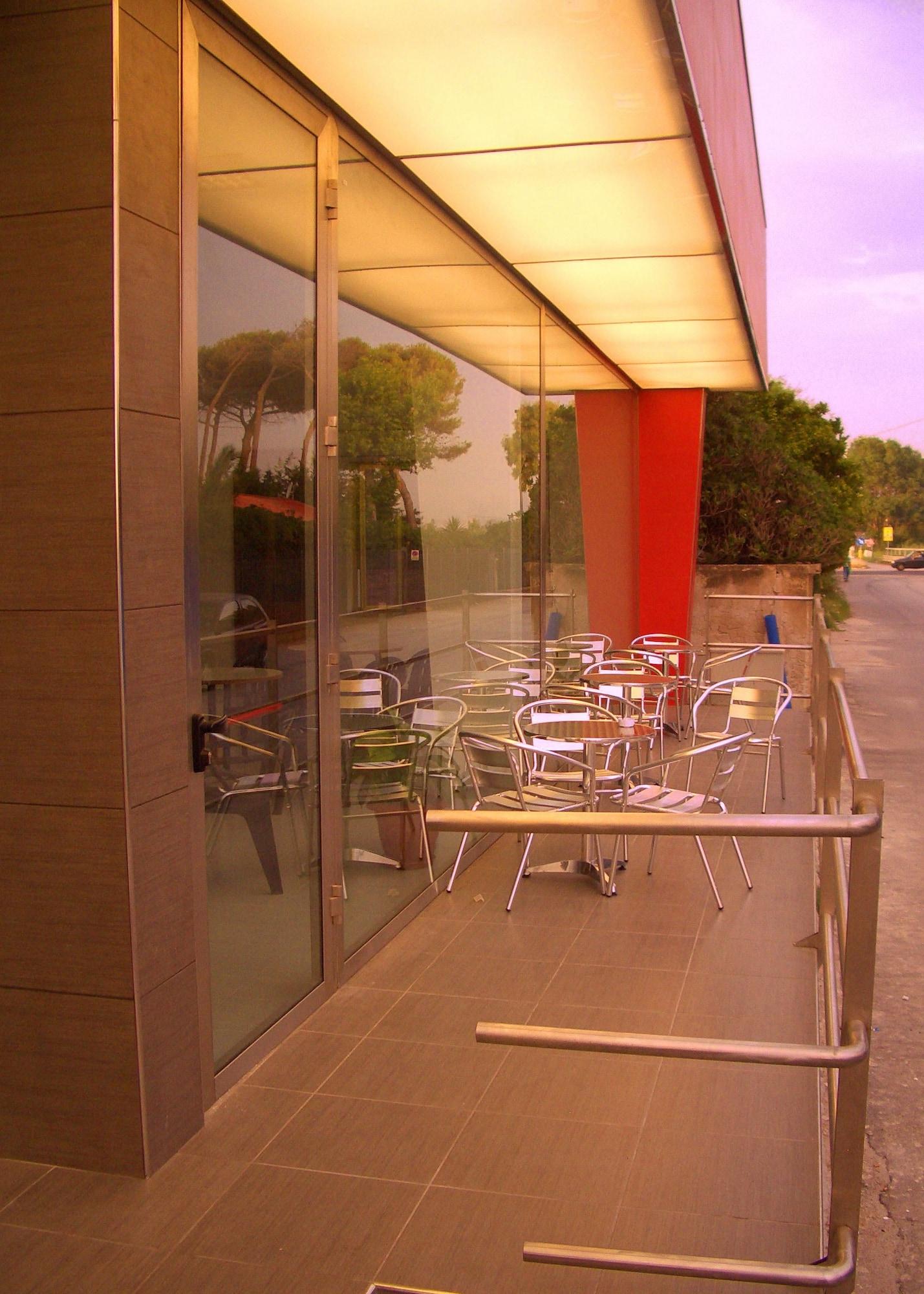 Vista Exterior Riviera Spineta