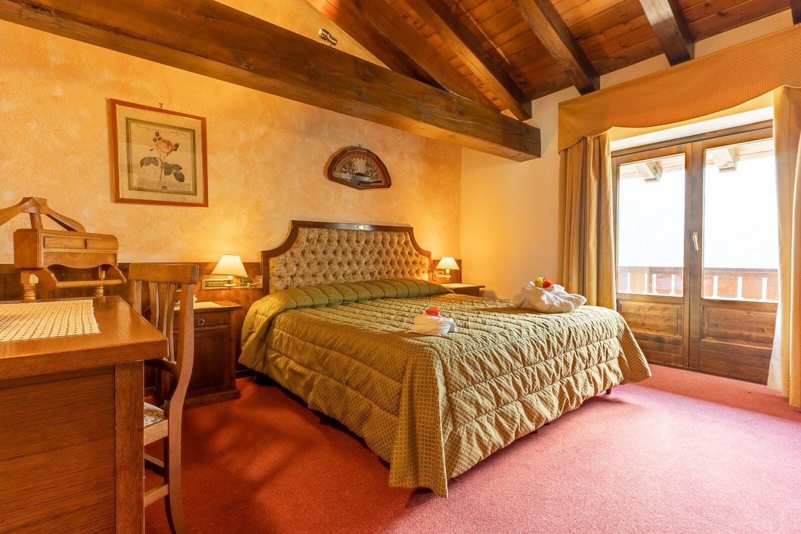 Varios Hotel Des Alpes