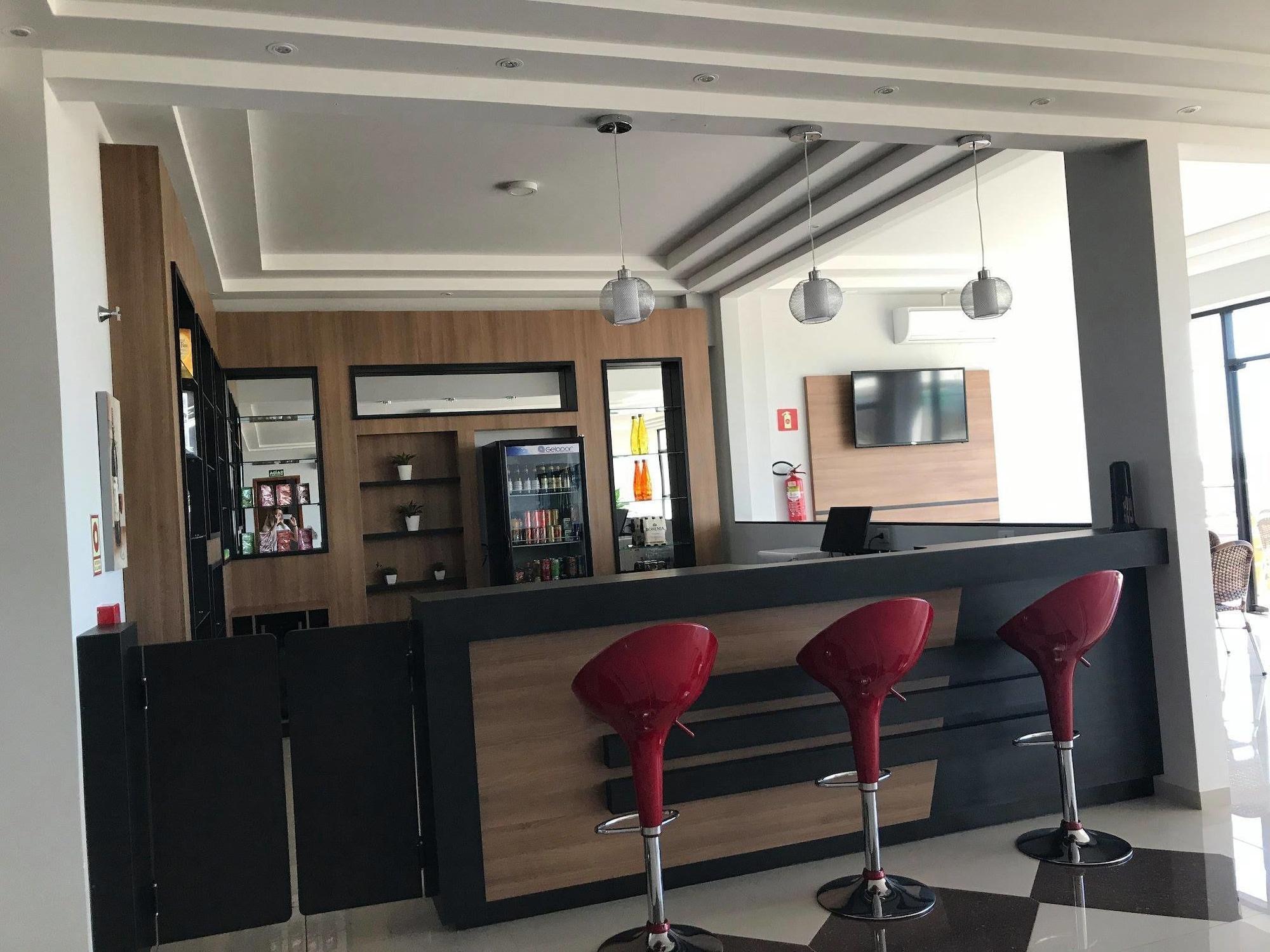 Comodidades del Alojamiento Hotel Plaza Diwittes