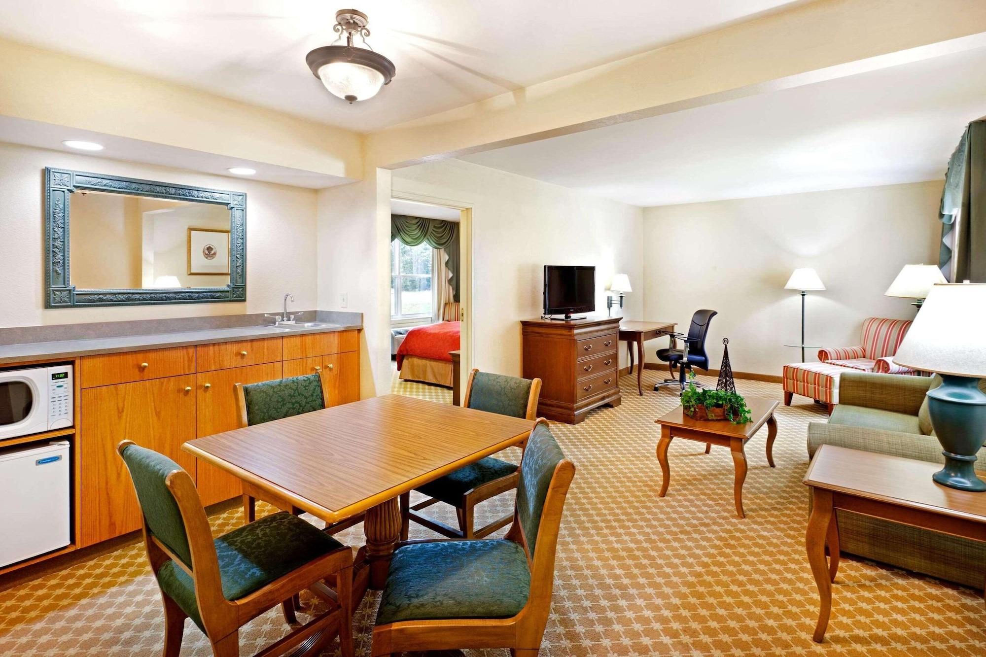 Habitación Country Inn & Suites by Radisson, York, PA
