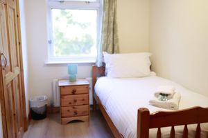 Alquiler Vacacional - Oxford Family Home: Free Parking & Garden Retreat