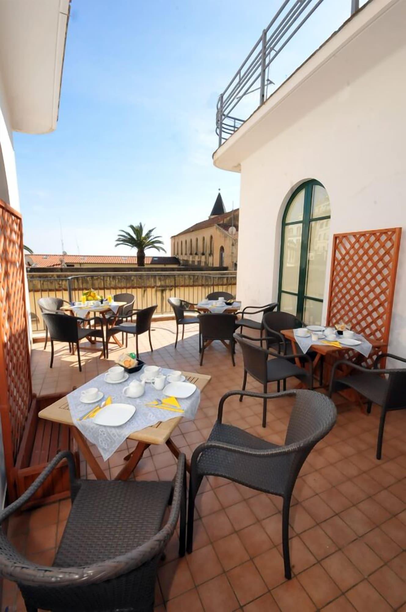 Varios Hotel Residenza Sole - Guest House