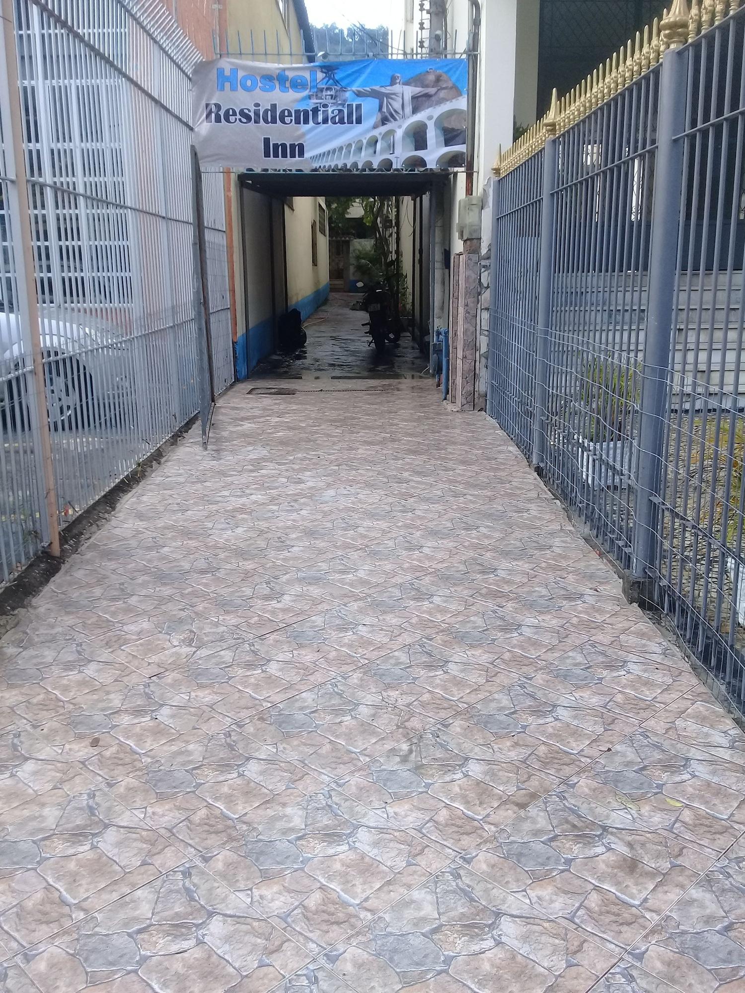 Varios Hostel Residential Inn