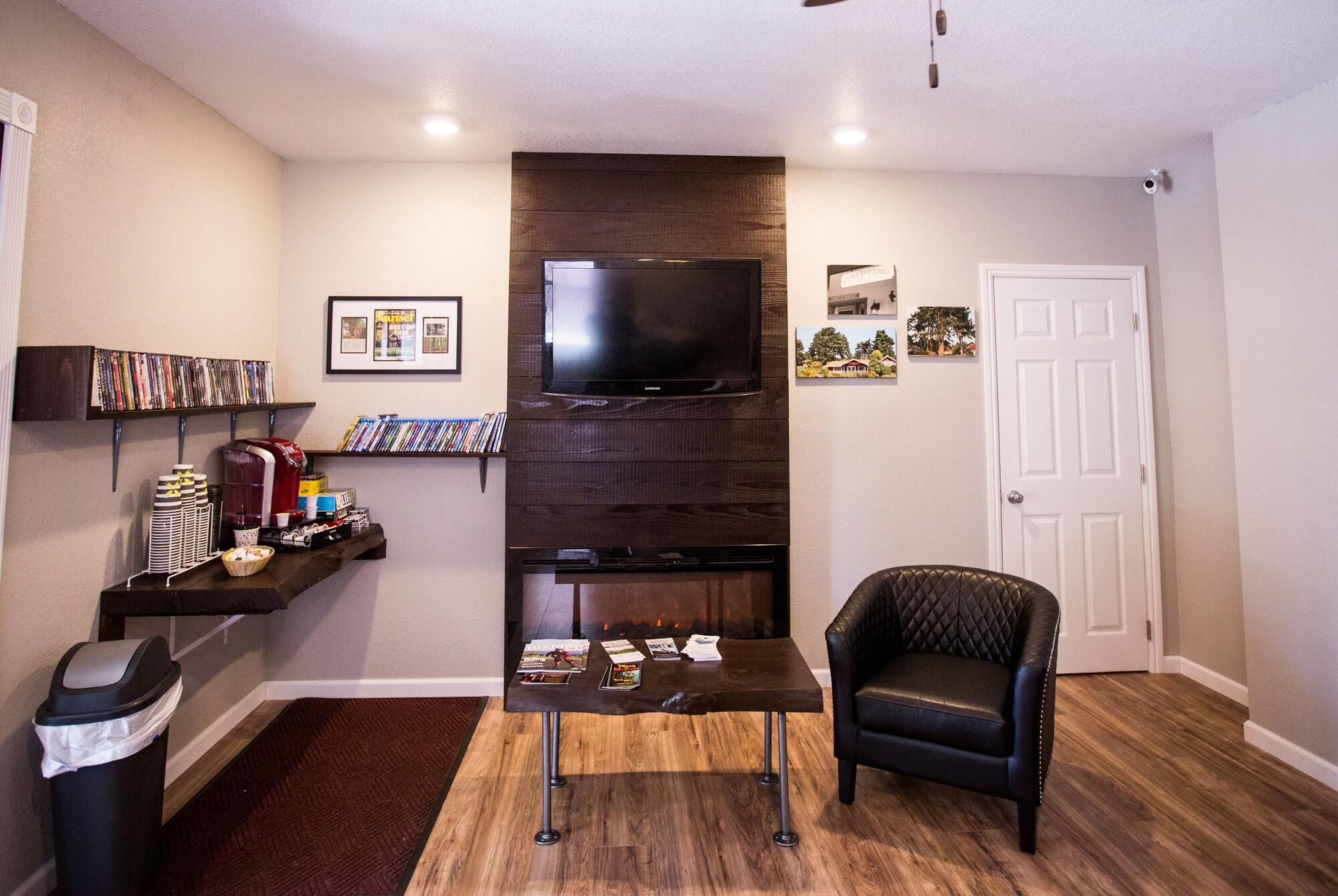 Vista Lobby View Crest Lodge