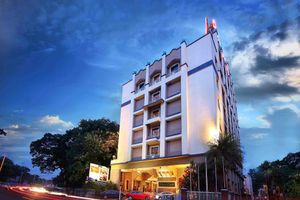 Alojamiento - Royal Court