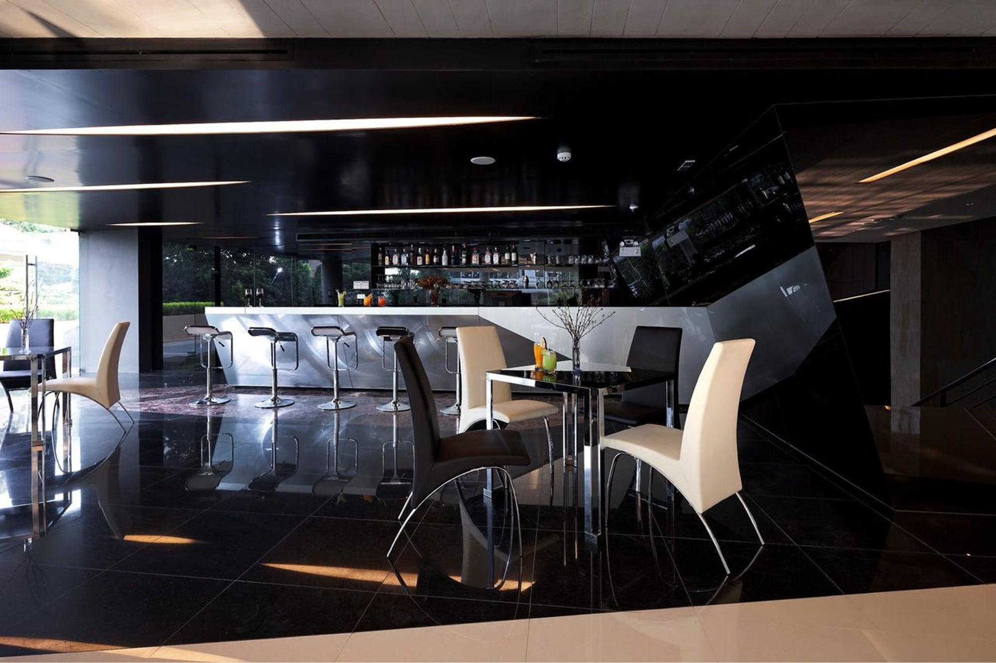 Bar/Salón Nine Forty One Hotel