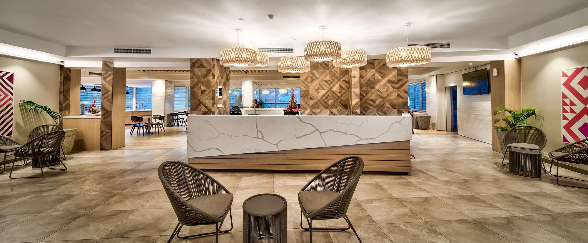 Vista Lobby Tanoa Plaza Suva