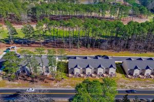 Alquiler Vacacional - Southern Pines Golf Course Townhome w/ Deck!