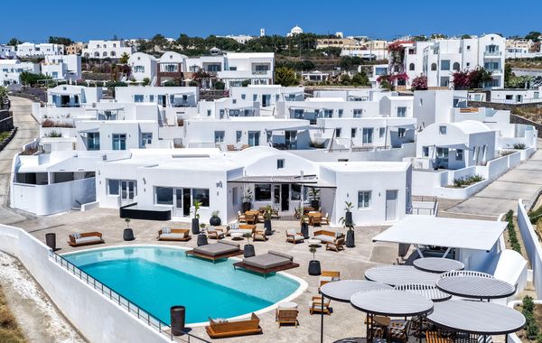 Oikos Santorini Living Concept