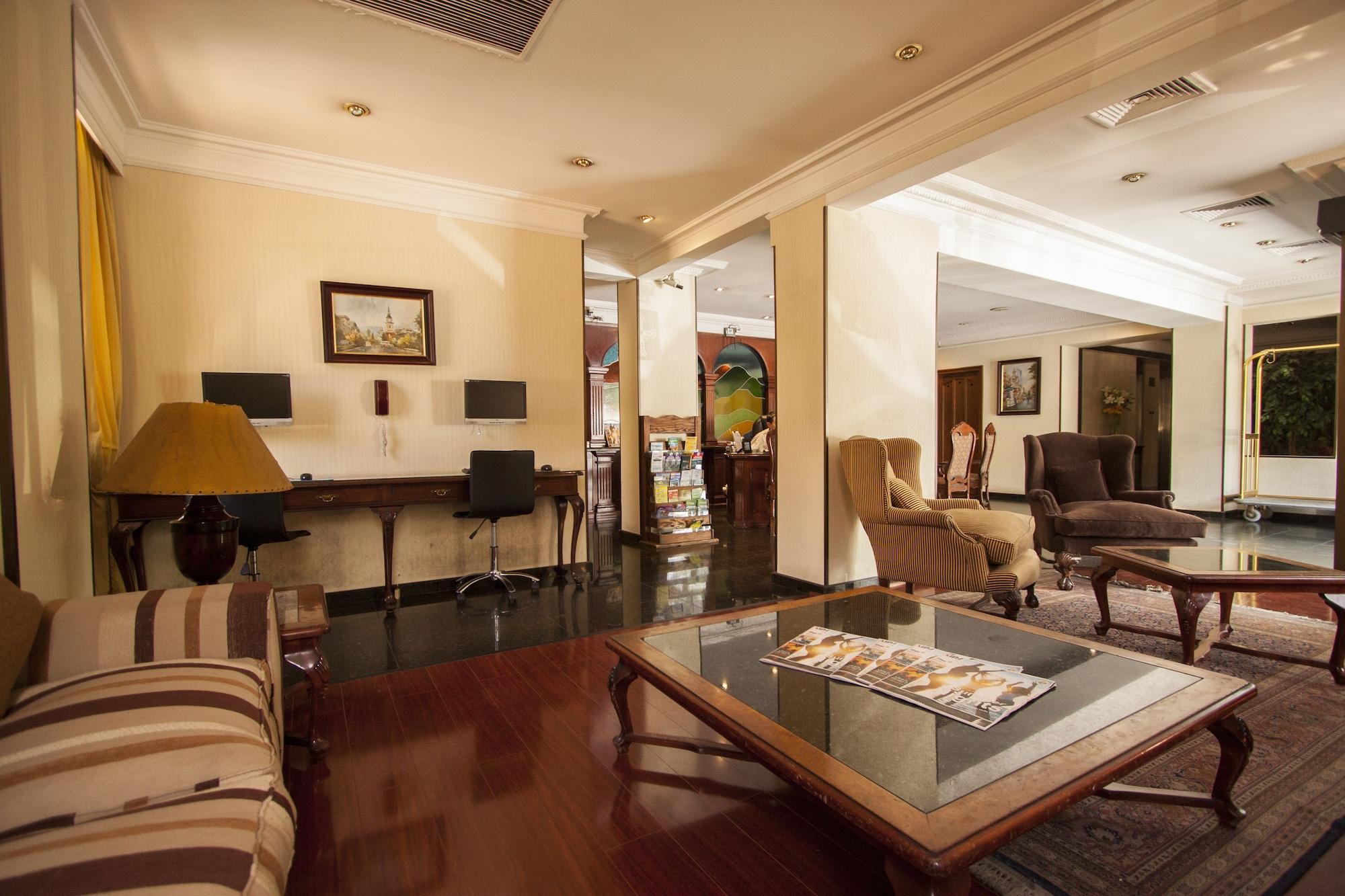 Vista Lobby Hotel Principado de Asturias