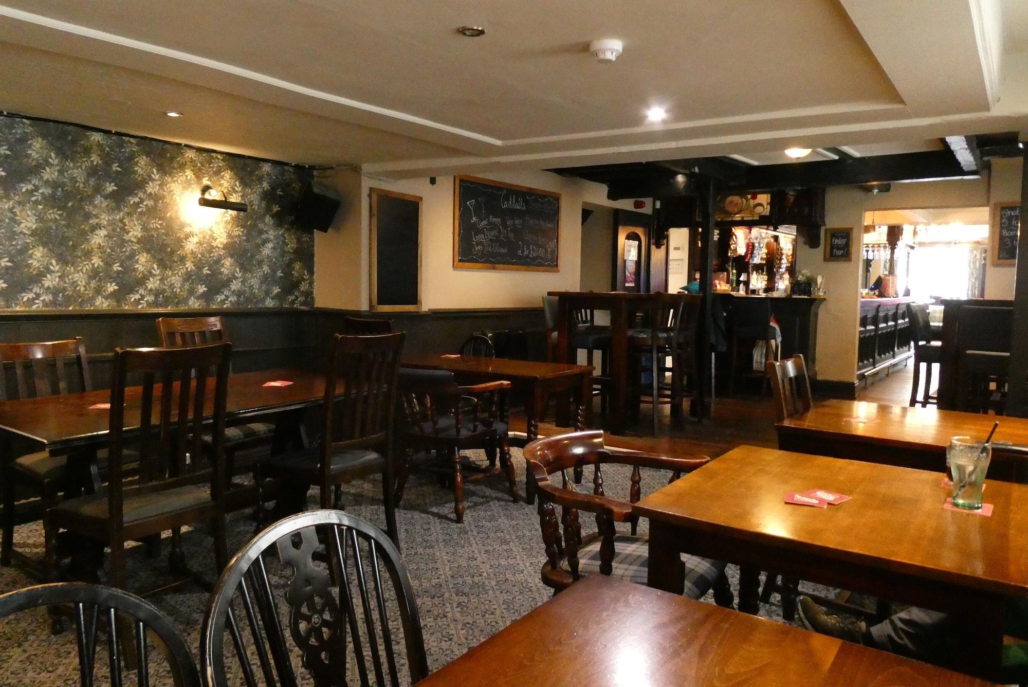 Bar/Salón The Castle Tavern