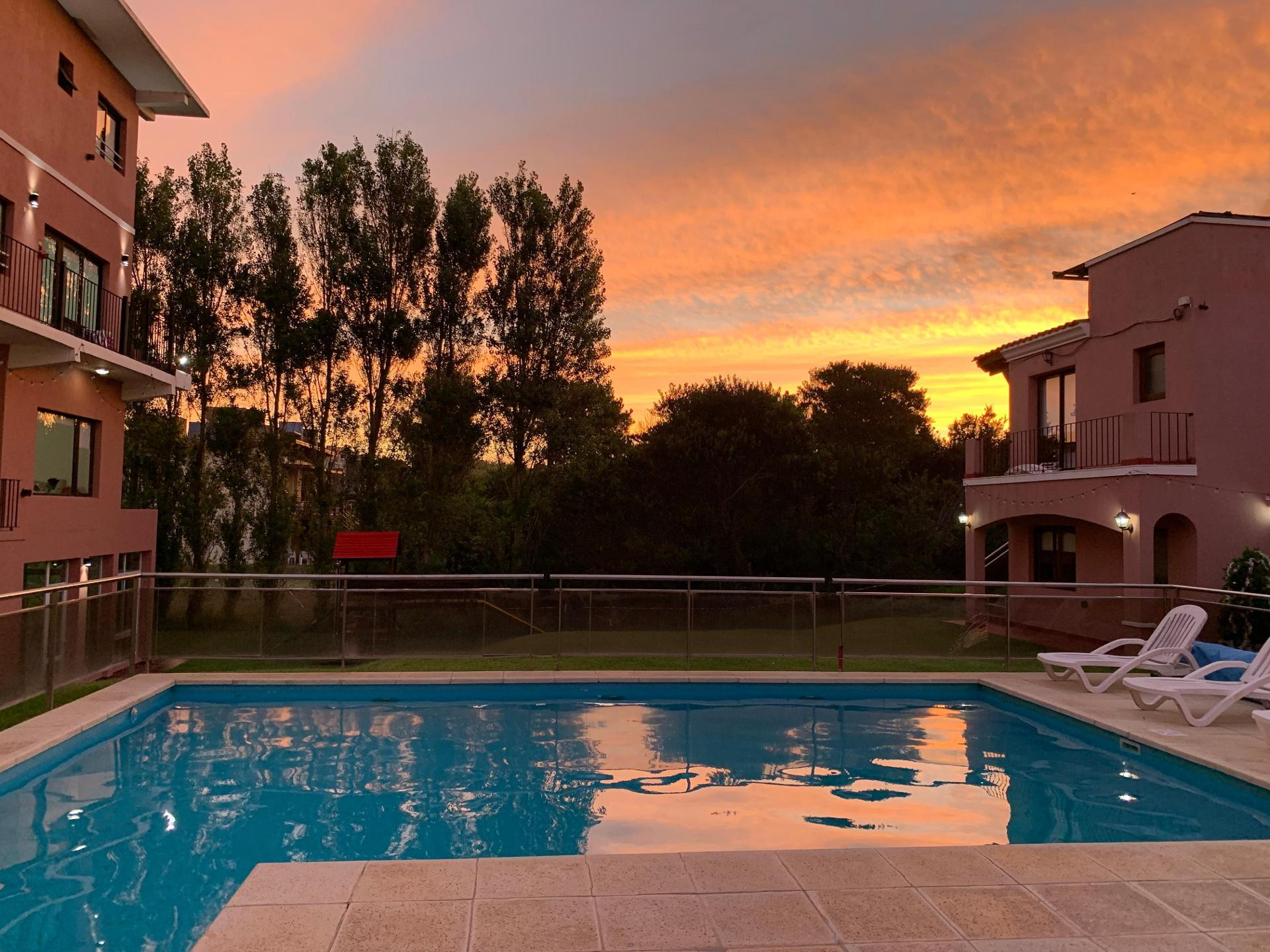 Vista Piscina Cabañas Ayres de Mar