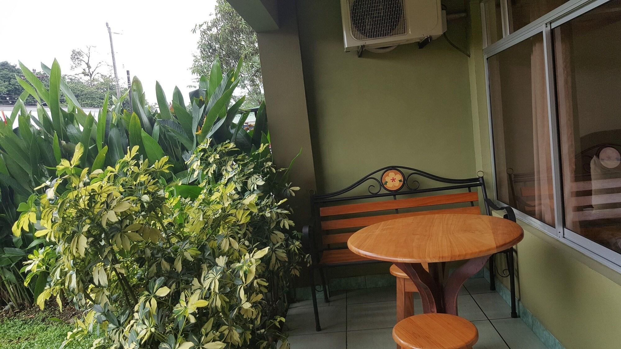 Equipamiento de Habitación Hotel FAS B&B