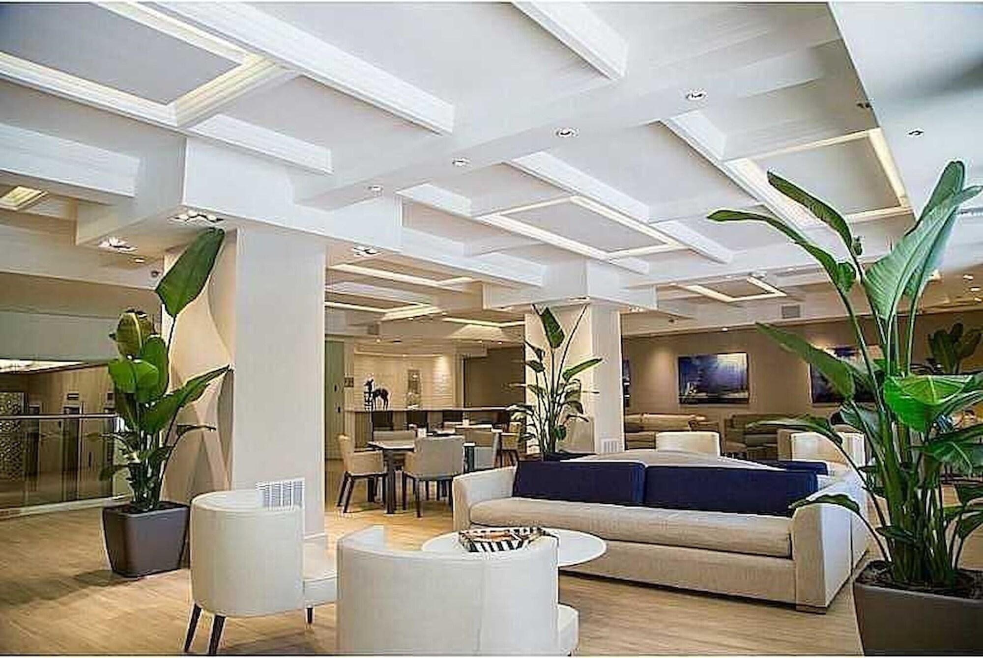 Vista Lobby Decoplage South Beach