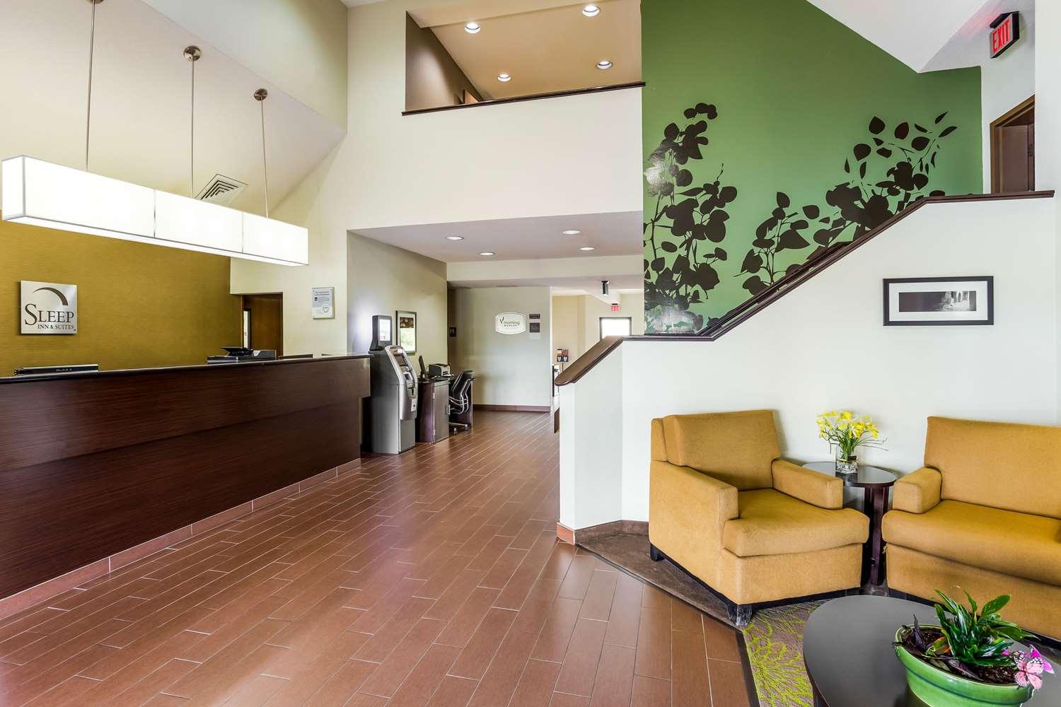 Vista Lobby Sleep Inn & Suites Kingsport TriCities Airport