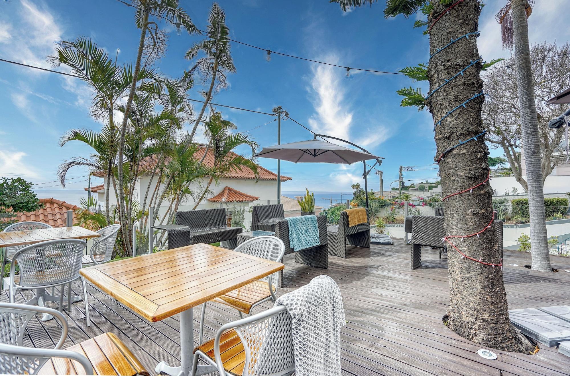 Vista Exterior Vila Camacho Guest House