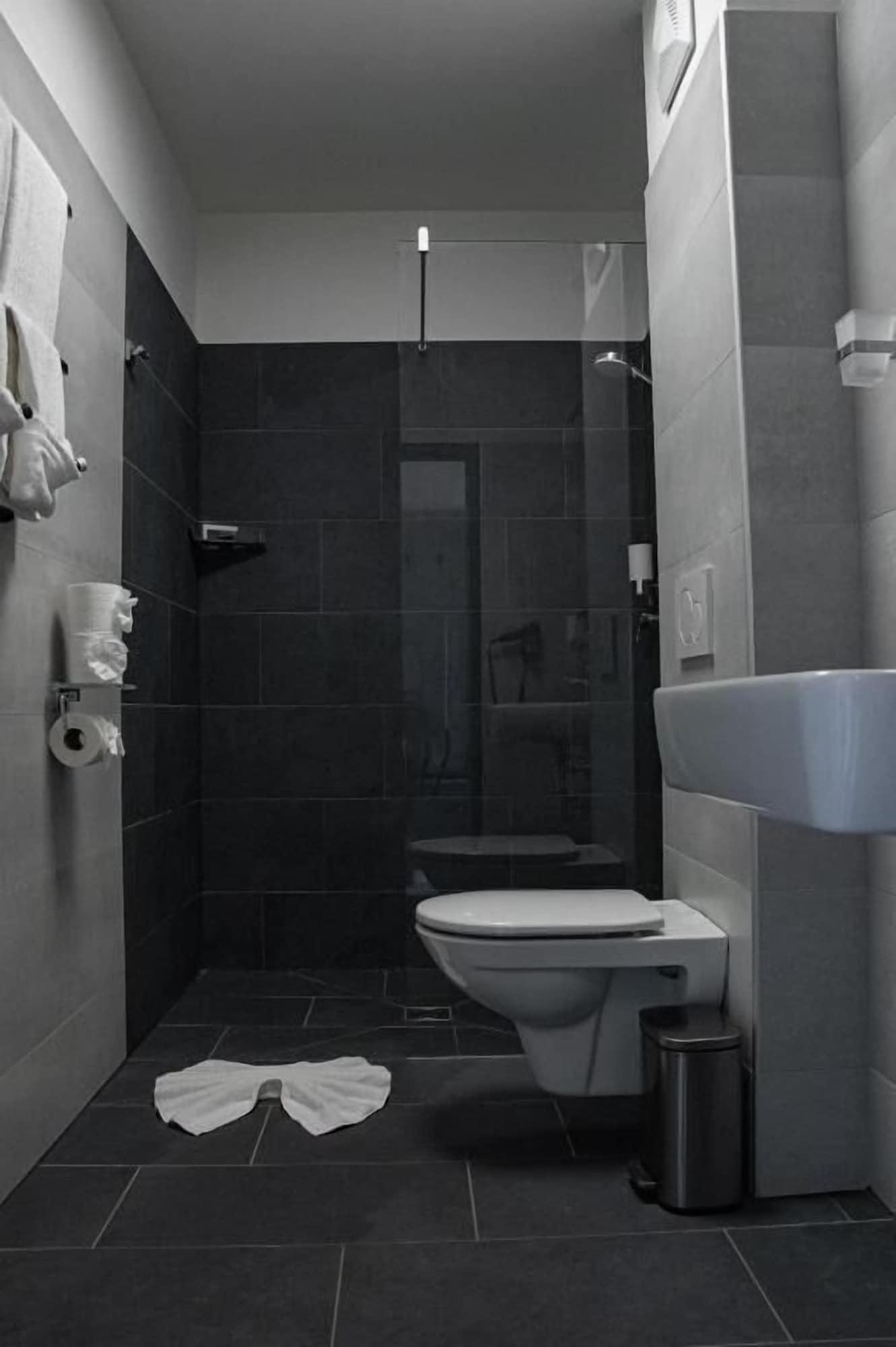 Equipamiento de Habitación Gasthaus Hotel Zur Schonenburg