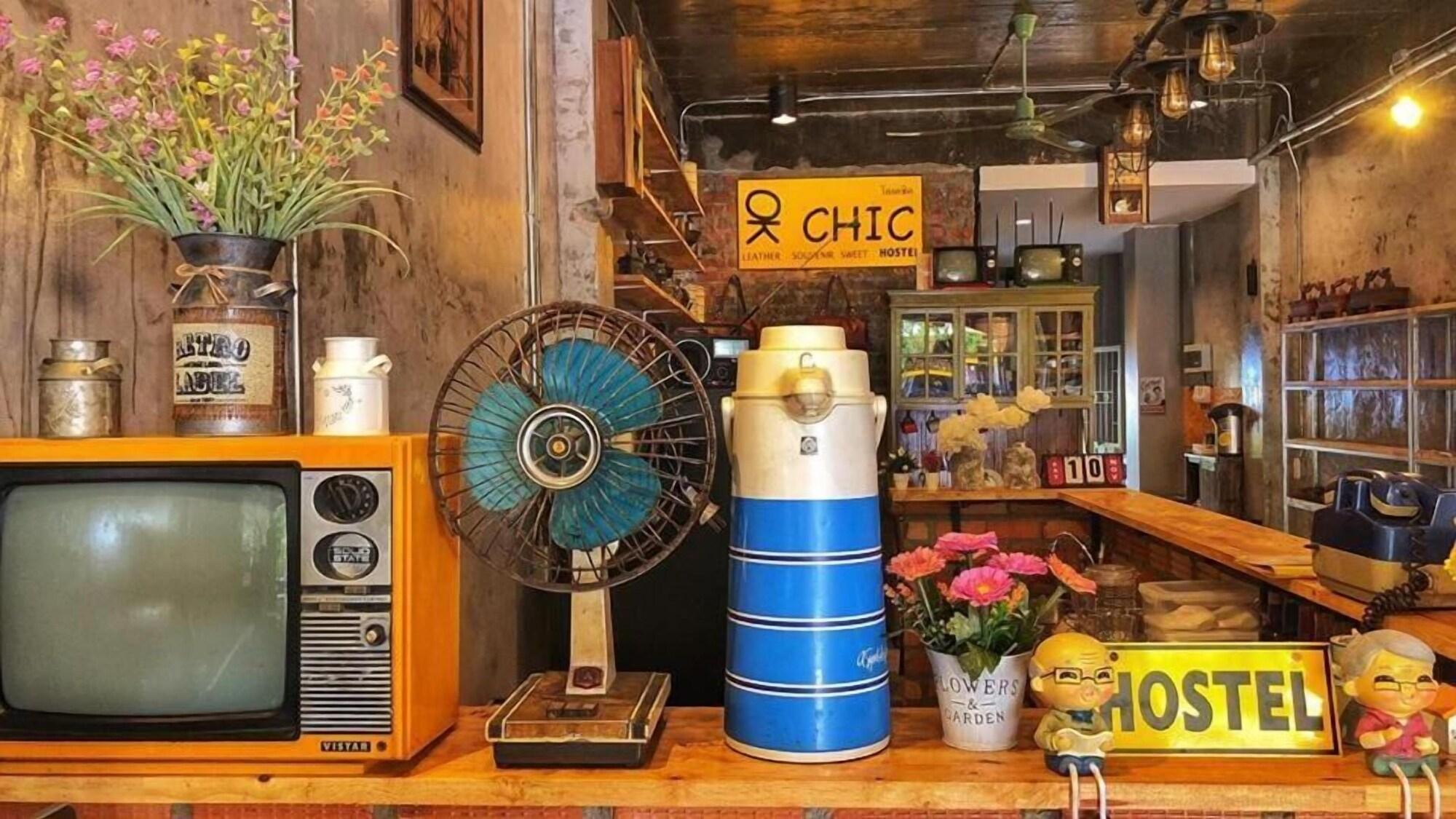 Restaurant Ok Chic Phuket Hostel