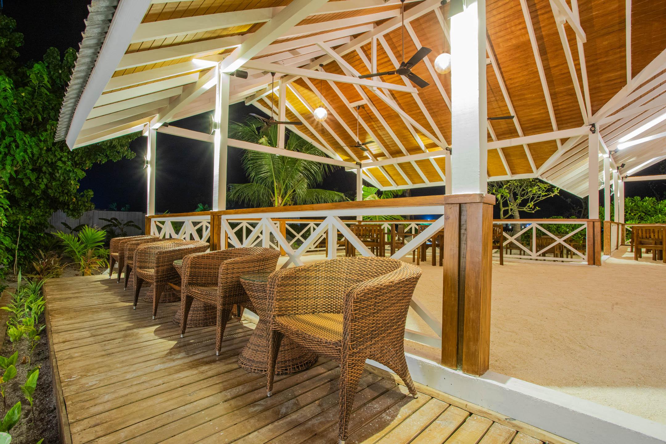 Restaurant Beach Hotel Guraidhoo