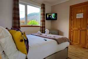 Alquiler Vacacional - •Hot tub •Karaoke •Fruit machine •Bar •Cinema •South facing garden •Sleeps 8.