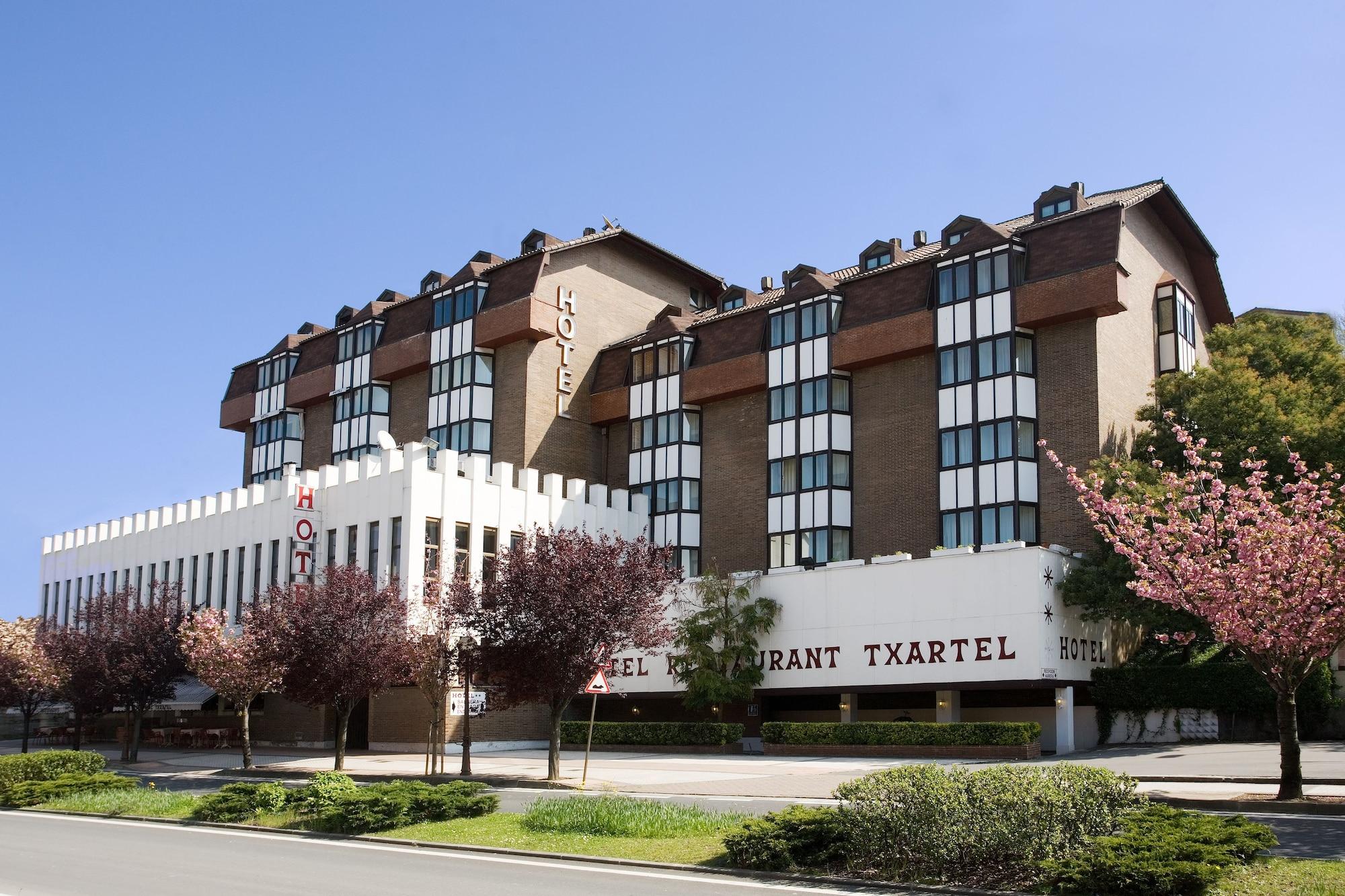 Varios Hotel Txartel