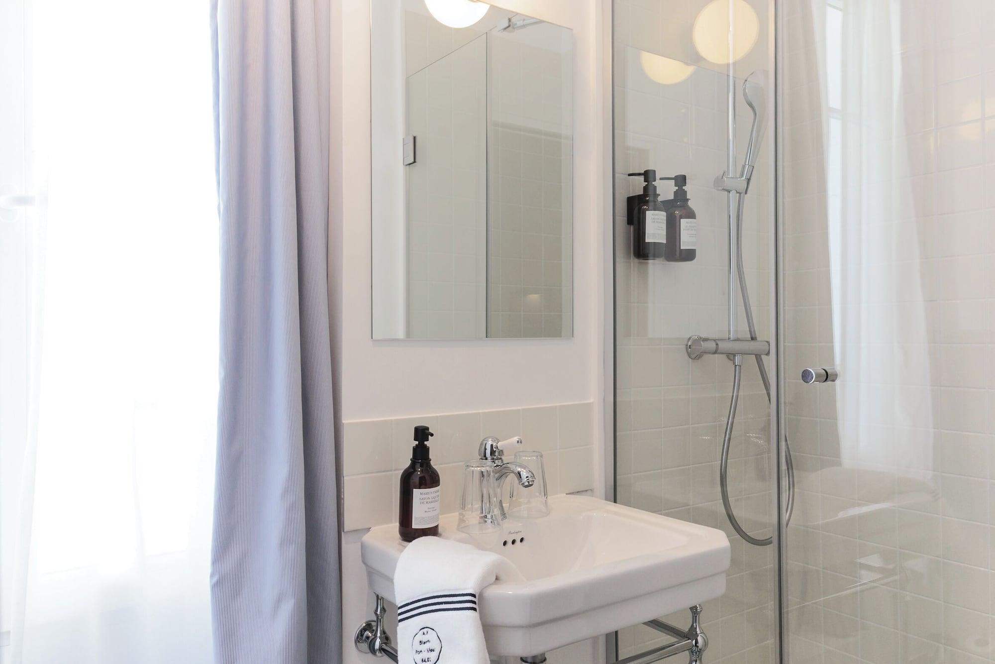 Equipamiento de Habitación Alfred Hotels Port-Vieux