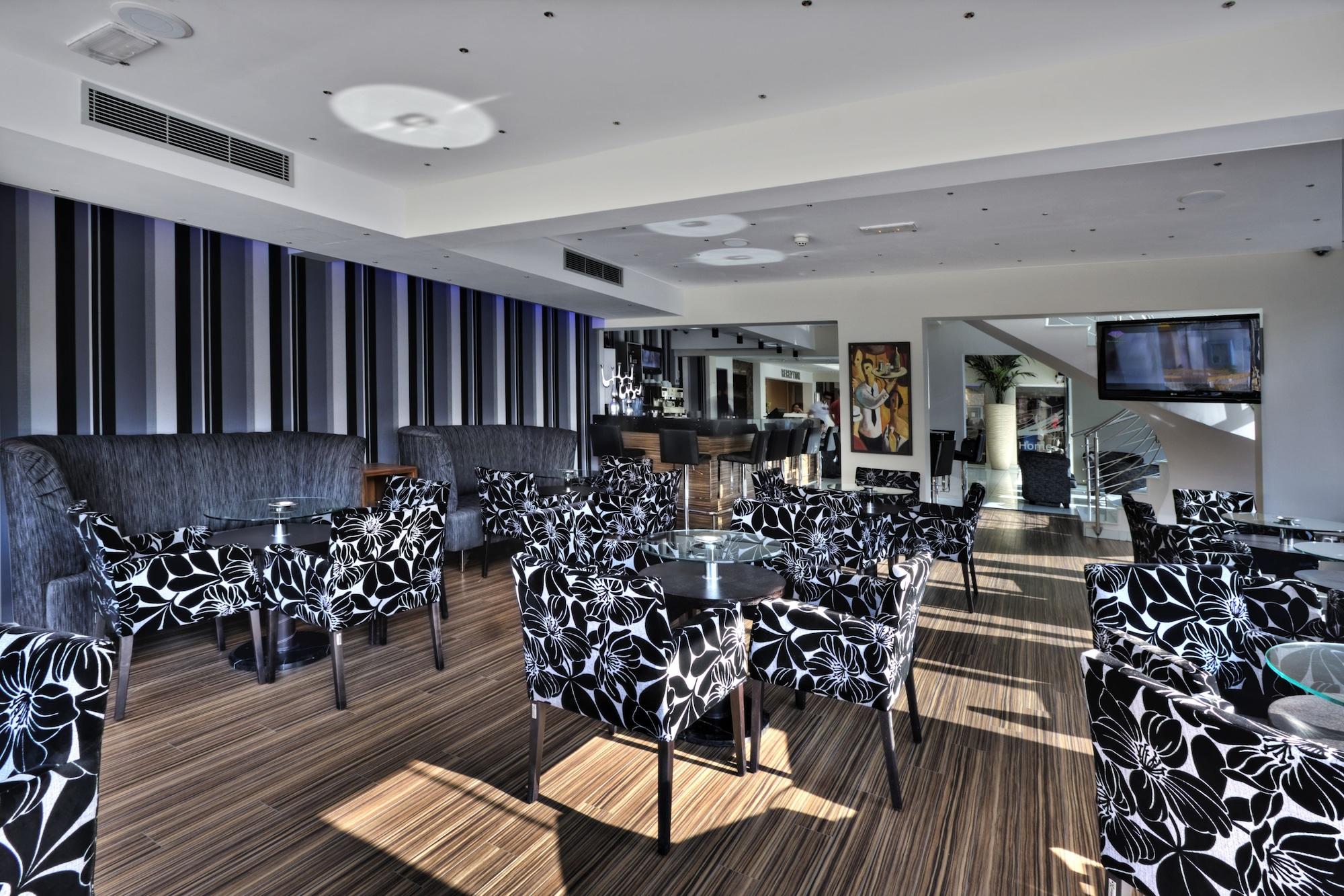 Bar/Salón Livadhiotis City Hotel