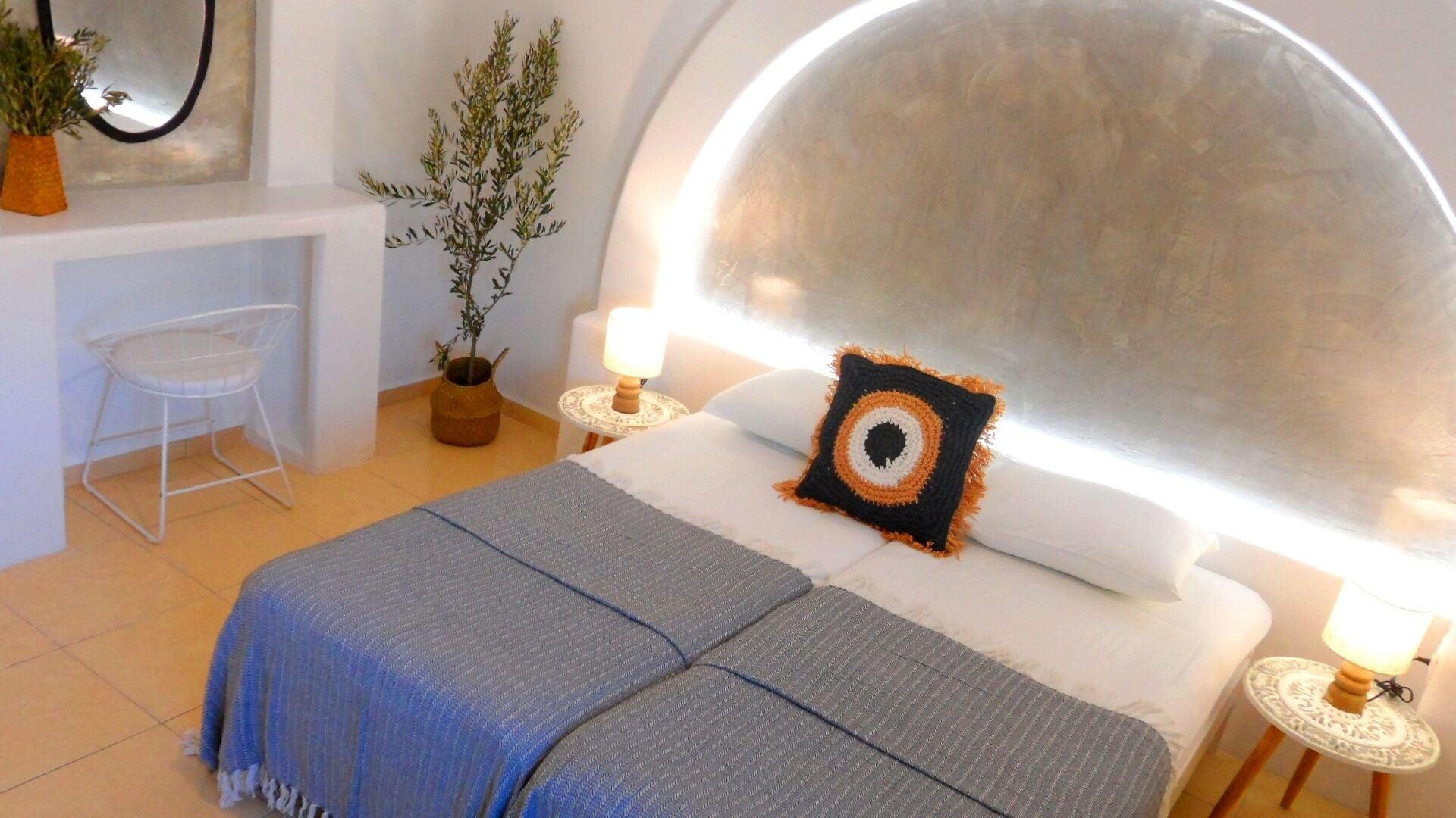 Varios Apartments & Suites Papafotis