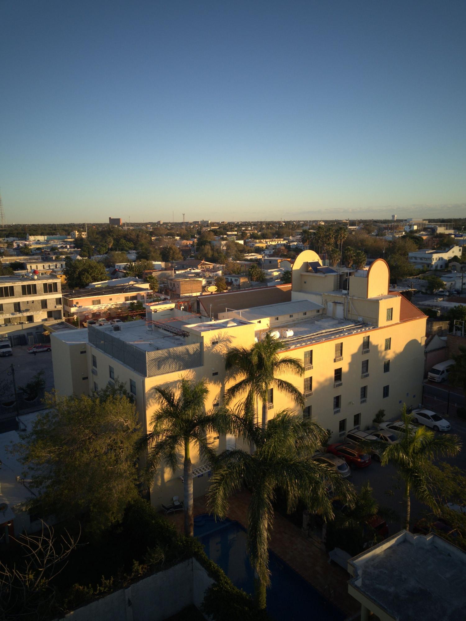Vista Exterior Best Western Hotel Plaza Matamoros