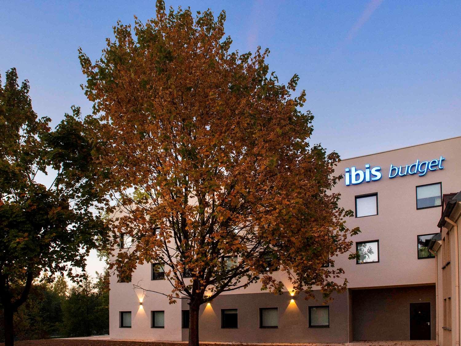 Vista Exterior ibis Chateau Thierry
