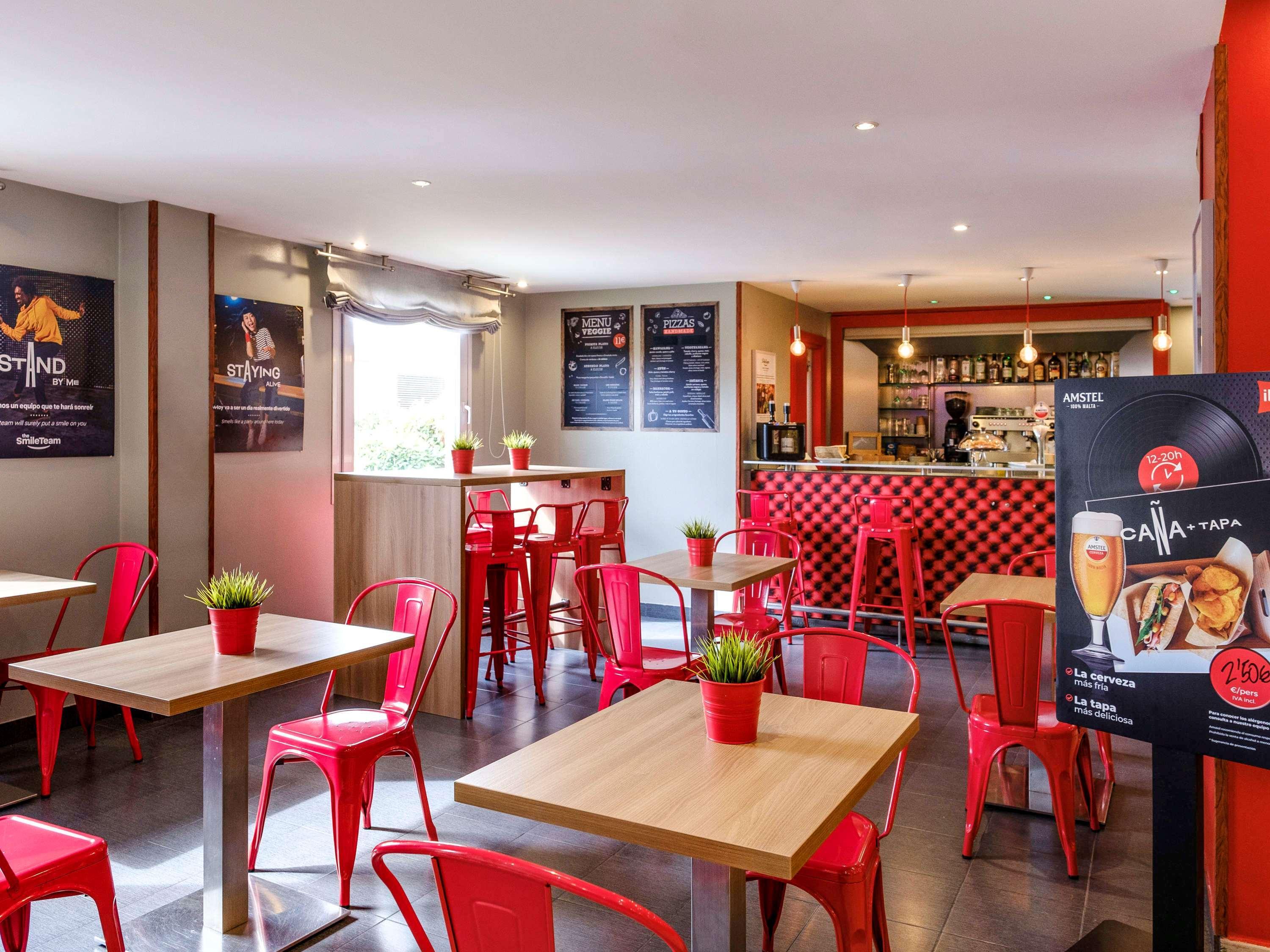 Bar/Salón Ibis Madrid Alcorcon Tresaguas
