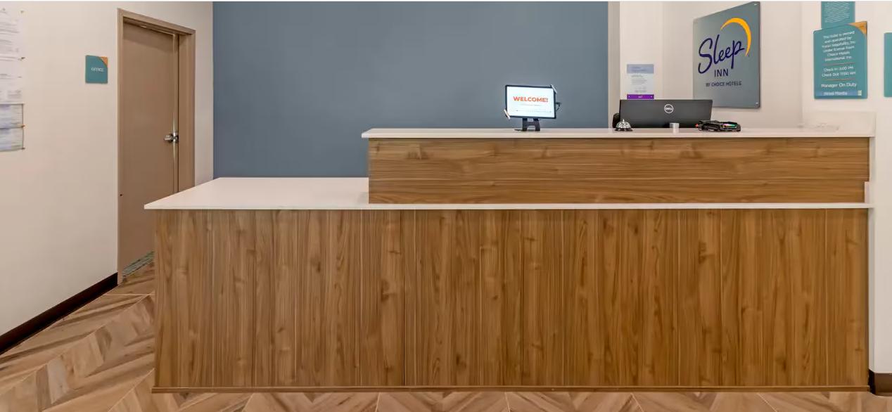 Vista Lobby Sleep Inn & Suites Ashland City TN