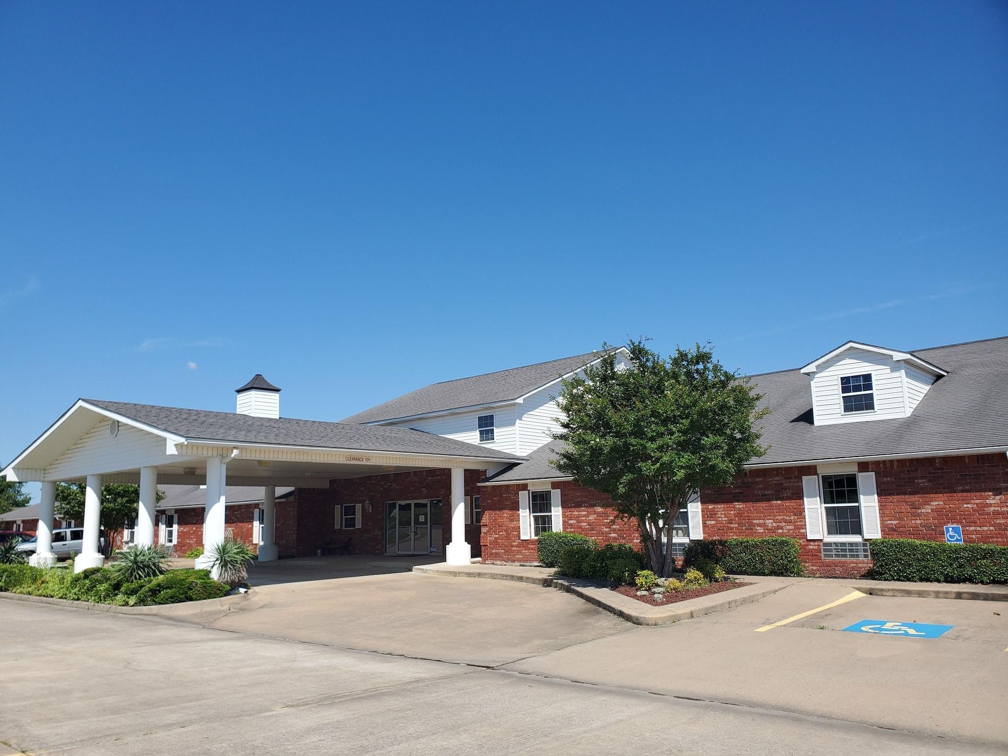 Varios Candlelight Inn & Suites Hwy 69 near McAlester