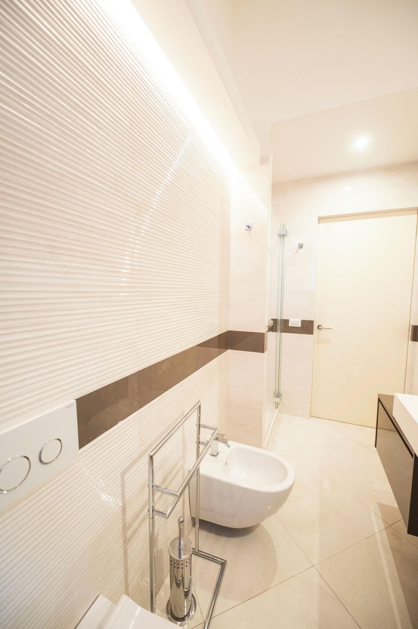 Equipamiento de Habitación Spanish Steps Romantic Nest With Balcony