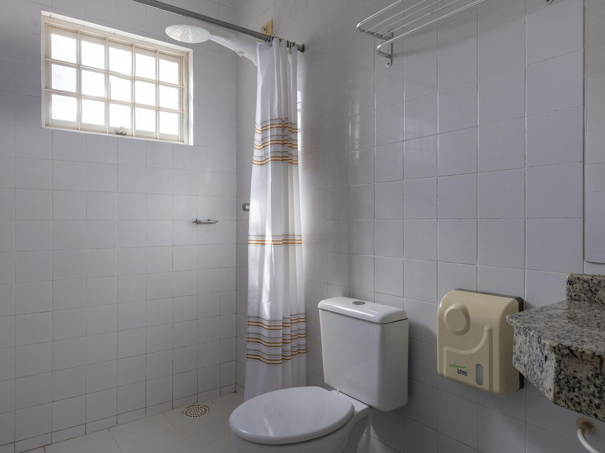Equipamiento de Habitación OYO Hotel Cosmópolis, Sao Paulo